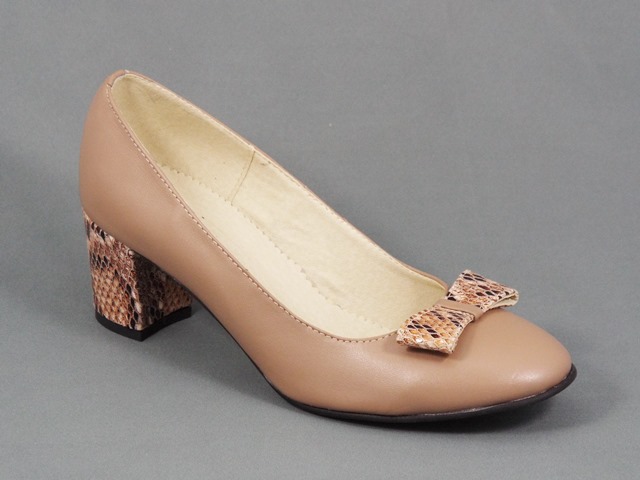 Pantofi dama piele bej toc 5,5 cm Soryna biashoes.ro imagine reduceri