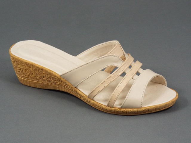 Papuci dama piele bej Aline biashoes.ro imagine reduceri