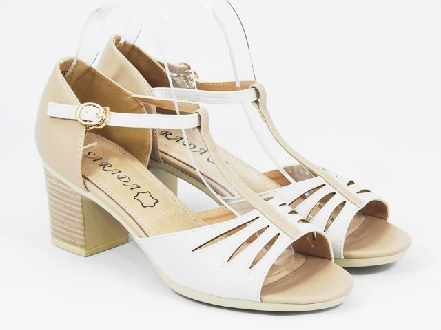 Sandale dama bej Valeria biashoes.ro imagine reduceri