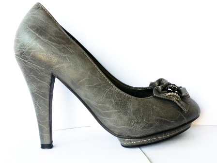 Pantofi dama gri, cu platforma, toc de 8 cm, material imitatie piele, cu model frontal