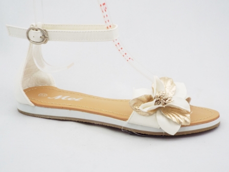 Sandale dama albe cu accesoriu tip floare